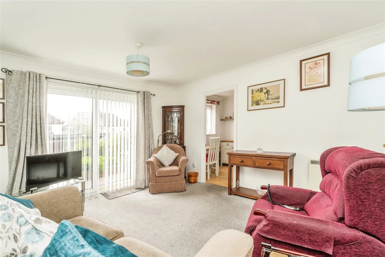 Regents Park Road, Southampton, SO15, photo 7