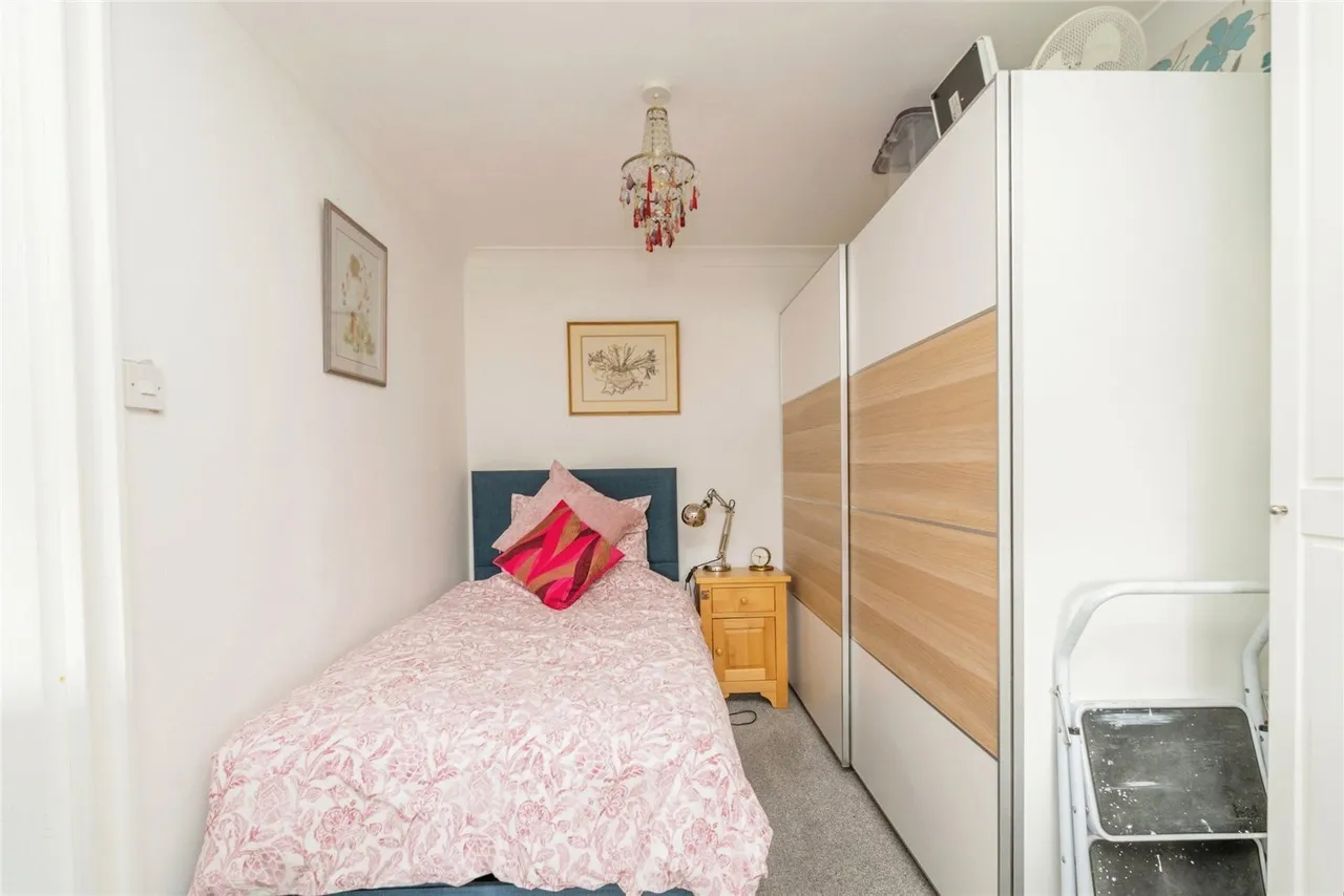 Regents Park Road, Southampton, SO15, photo 10