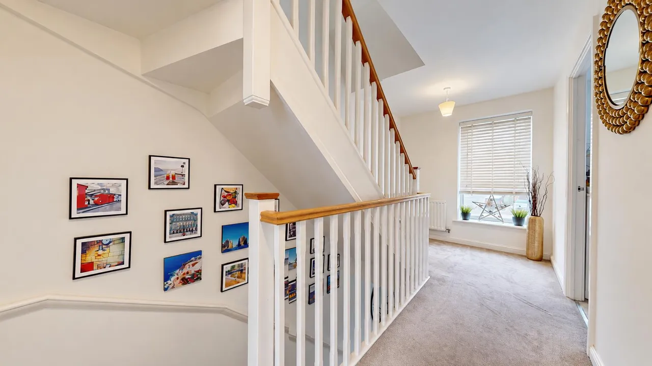 Simford Way, Whitehouse, photo 9