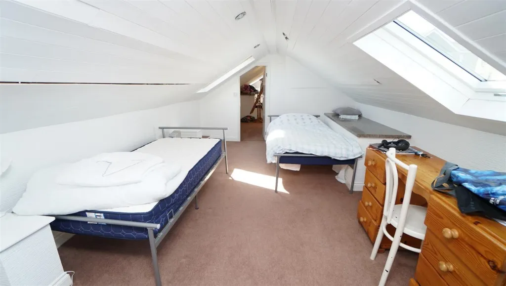 Robin Close, Eccleshill, photo 10