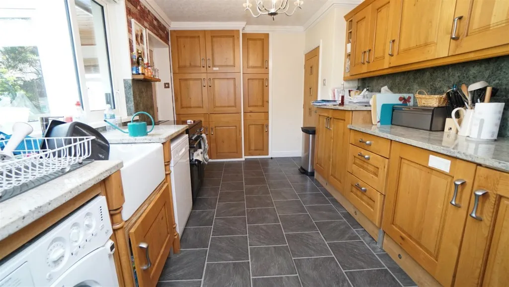 Robin Close, Eccleshill, photo 7