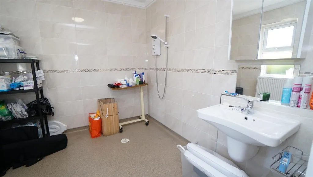 Robin Close, Eccleshill, photo 19
