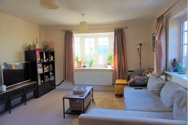 Scarlett Avenue, Wendover, HP22, photo 5
