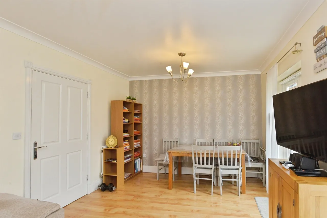 Frampton Grove, Westcroft, MK4, photo 8