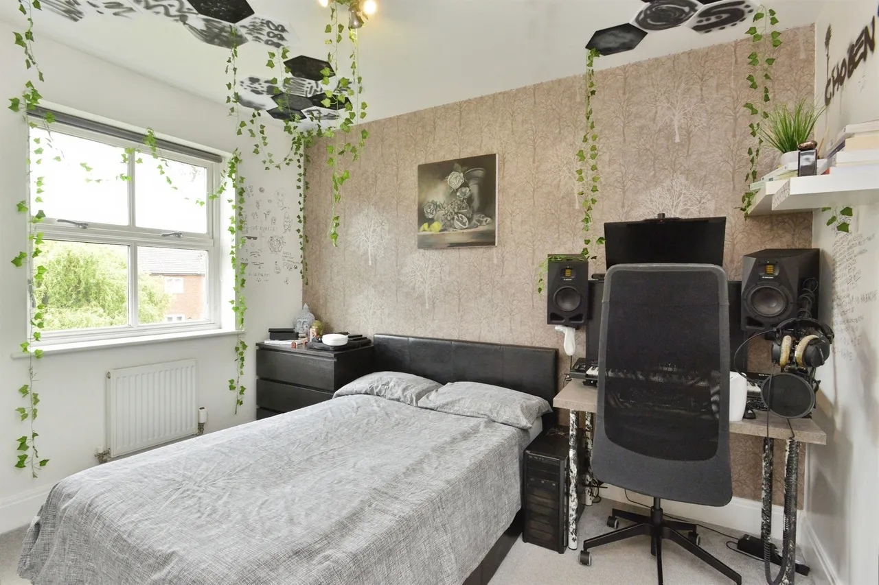 Frampton Grove, Westcroft, MK4, photo 9