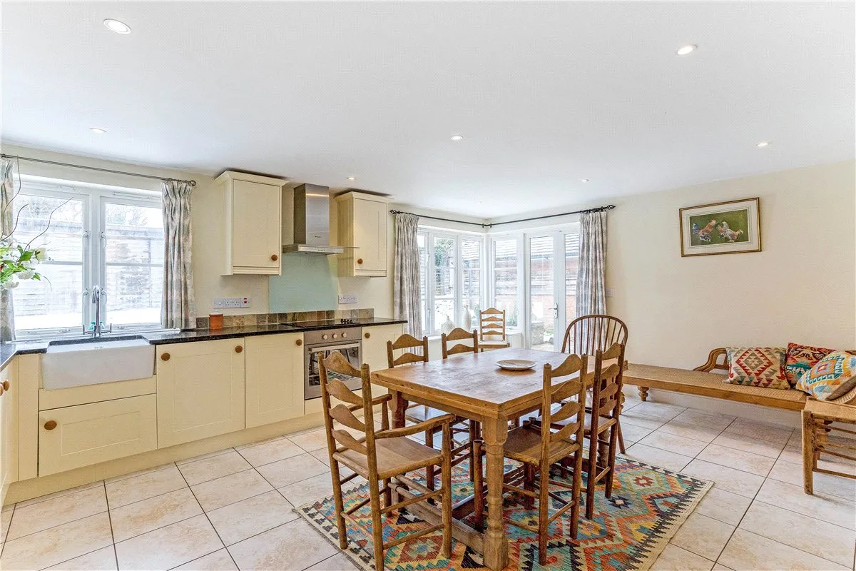 Pewsey Road, Upavon, SN9, photo 5