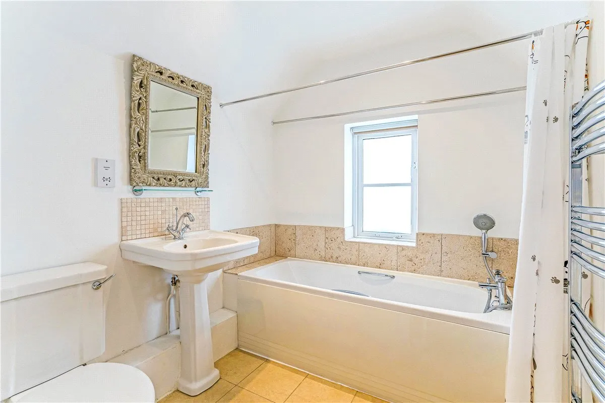 Pewsey Road, Upavon, SN9, photo 17