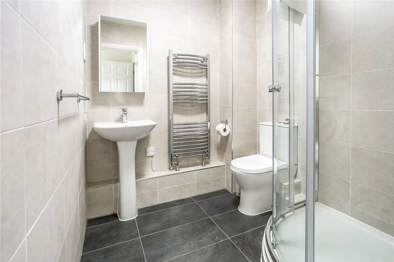 Braemore Court, Marnhull Rise, Winchester, SO22, photo 6