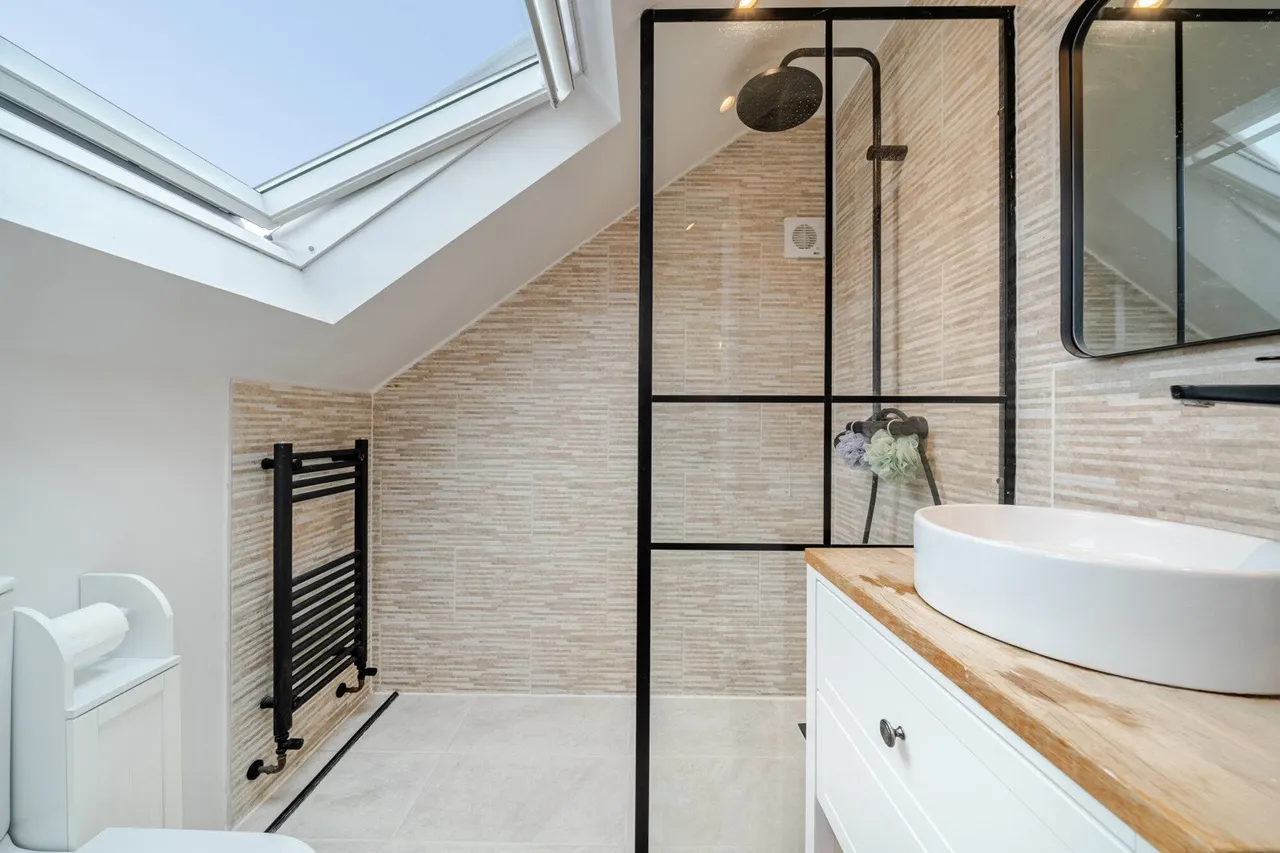 Alers Road, DA6, photo 5