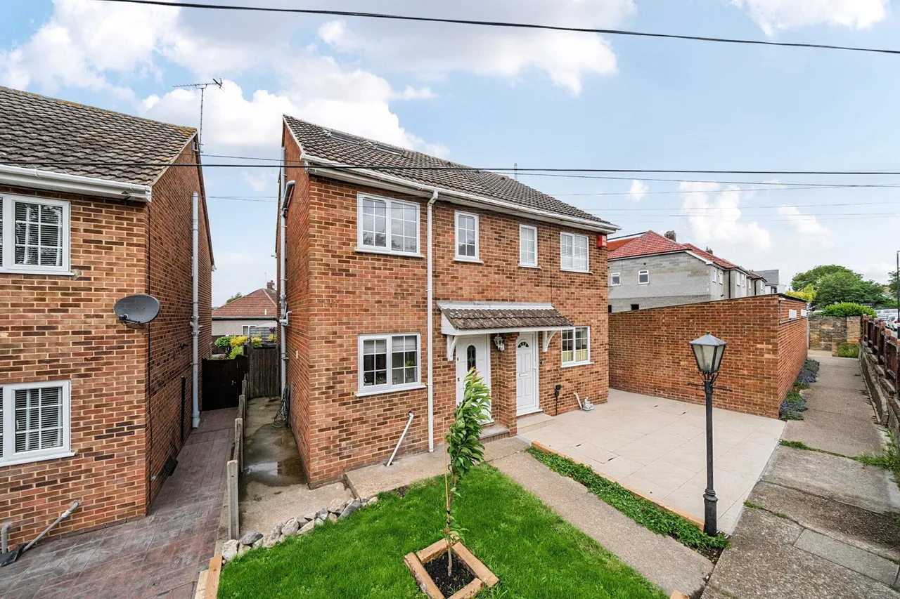 3 bed house for sale — Alers Road, DA6