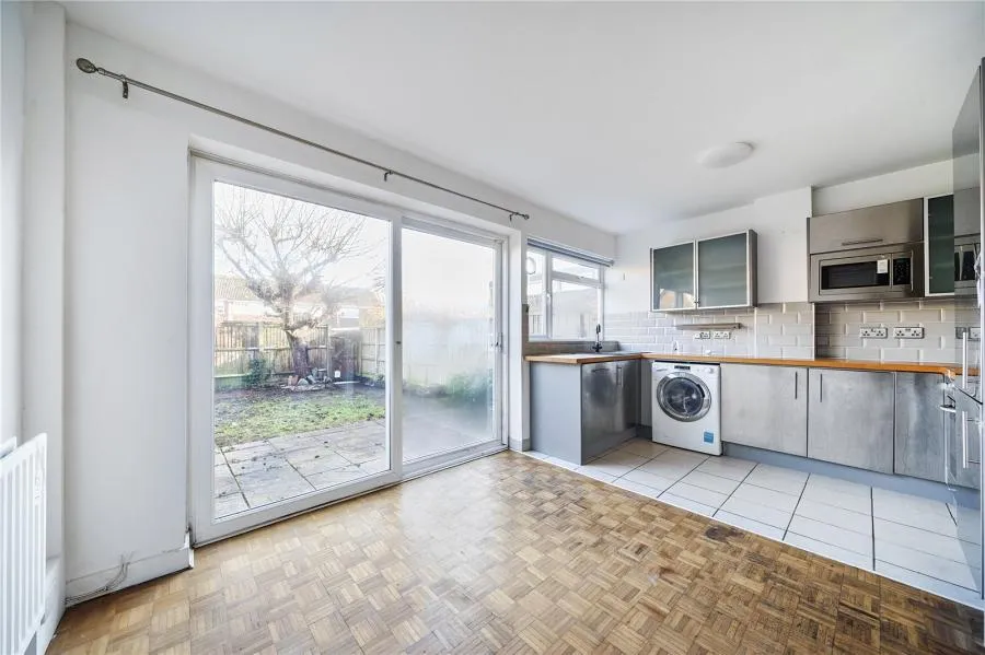 Breamwater Gardens, Richmond, TW10, photo 11