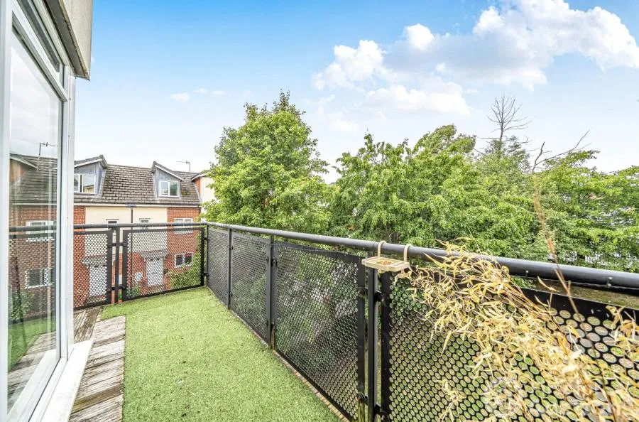 Wilton Court, Stoke-on-Trent, ST1, photo 9