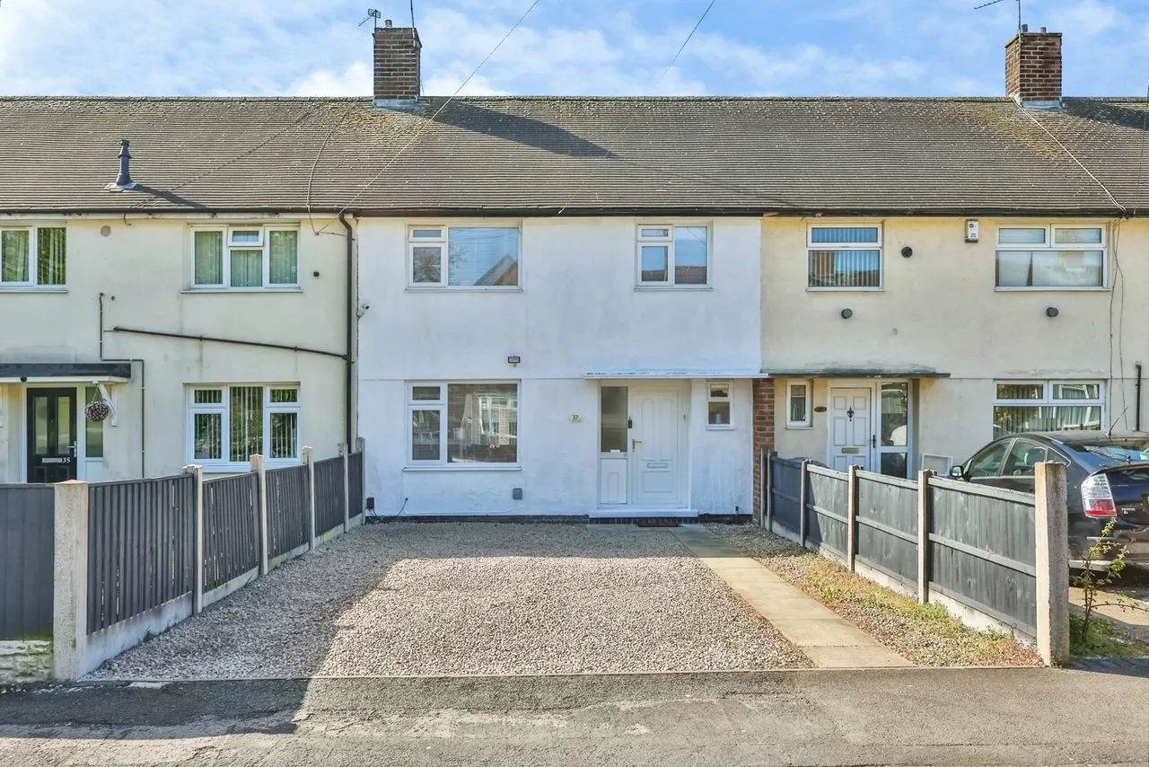 3 bed house for sale — Listowel Crescent, Clifton, Nottingham, NG11