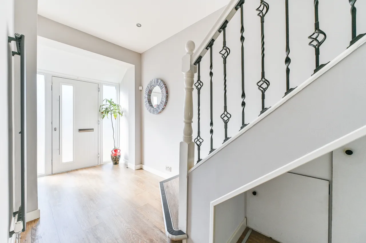 64 Marina Avenue, New Malden, photo 9