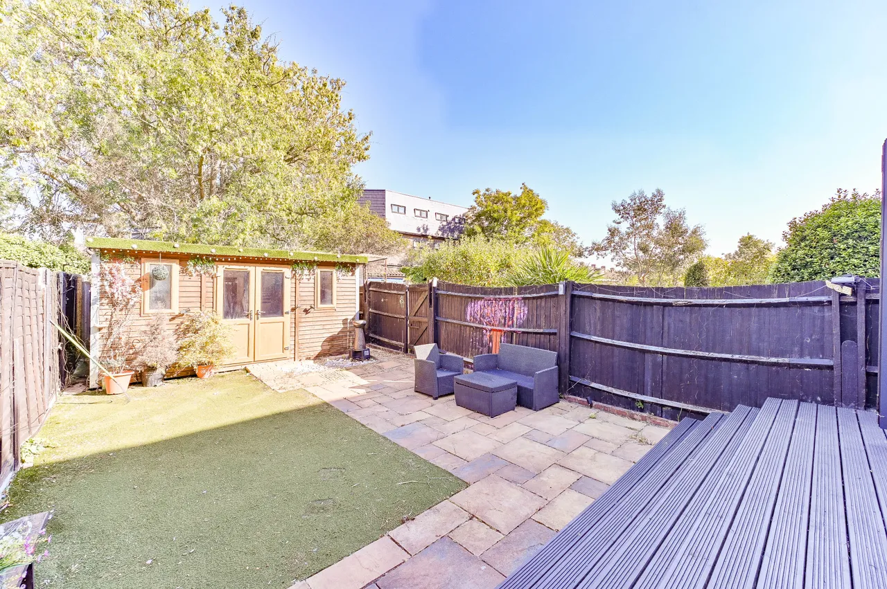 64 Marina Avenue, New Malden, photo 5