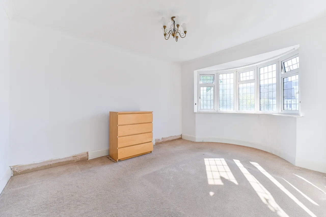 64 Marina Avenue, New Malden, photo 8