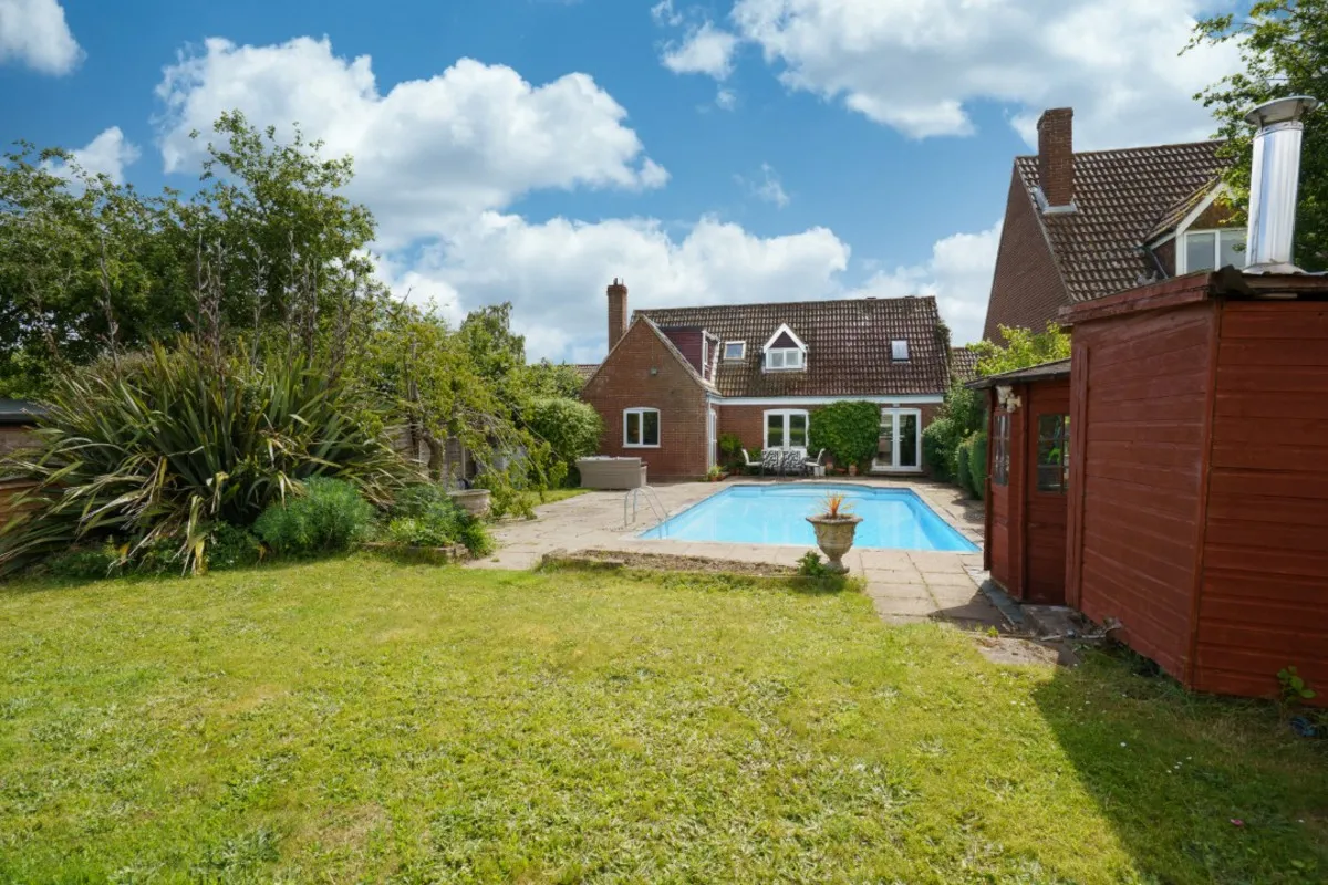 The Street, Barton Turf, NR12, photo 9
