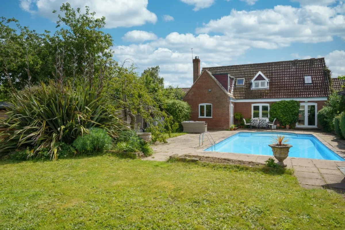 The Street, Barton Turf, NR12, photo 5