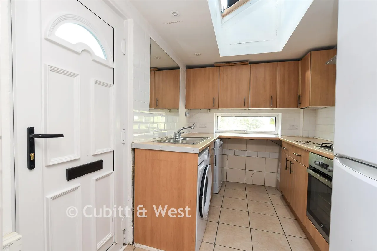 Farningham Road, Caterham, CR3, photo 7