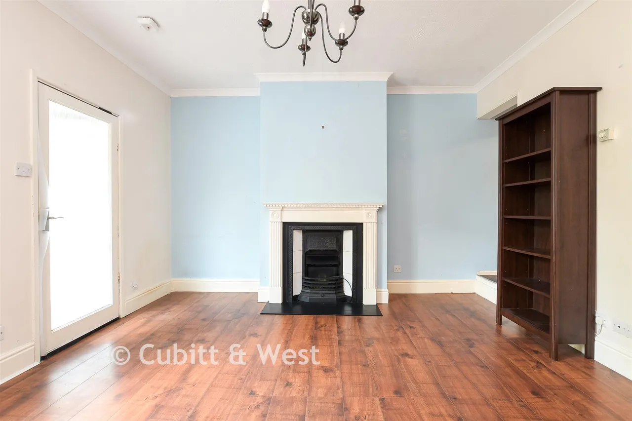 Farningham Road, Caterham, CR3, photo 4