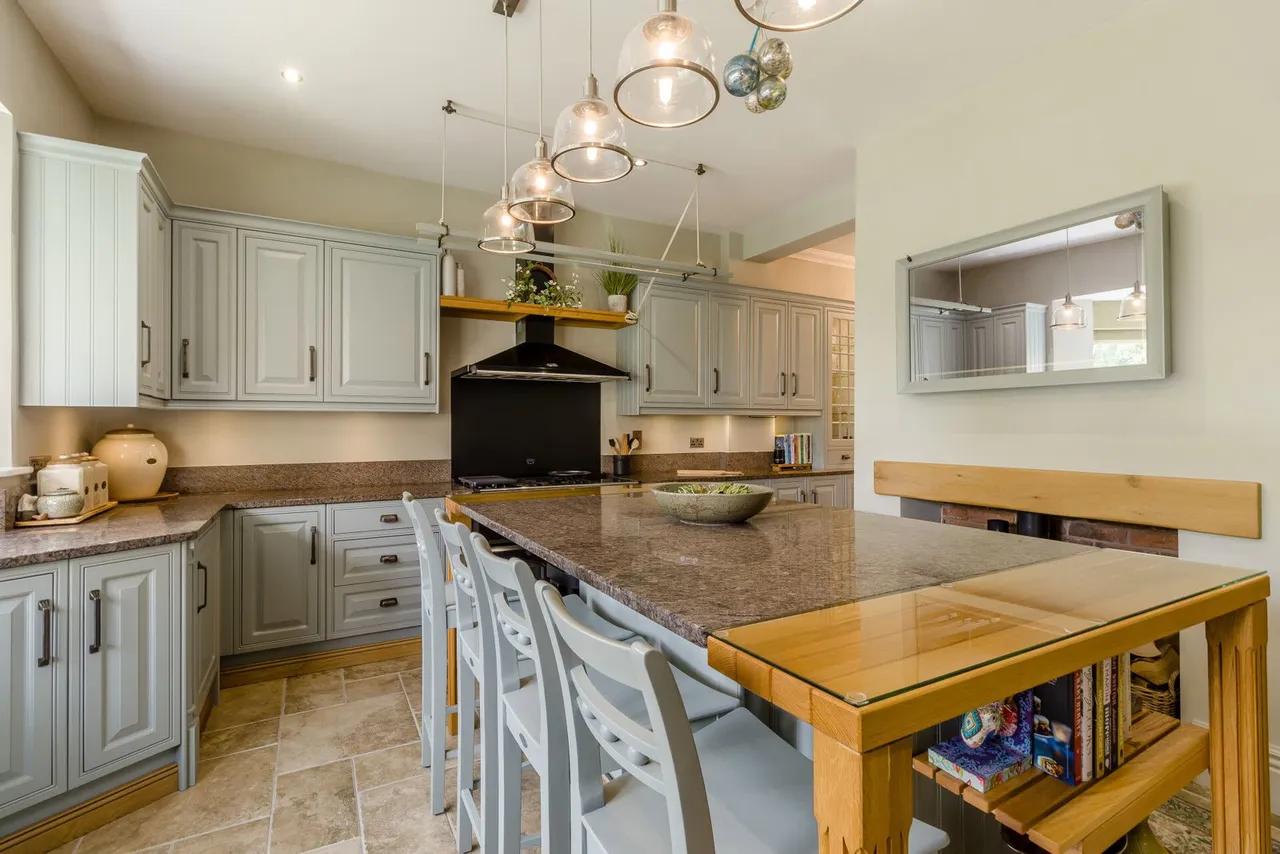 Aldam Chase, Wickersley, S66, photo 11