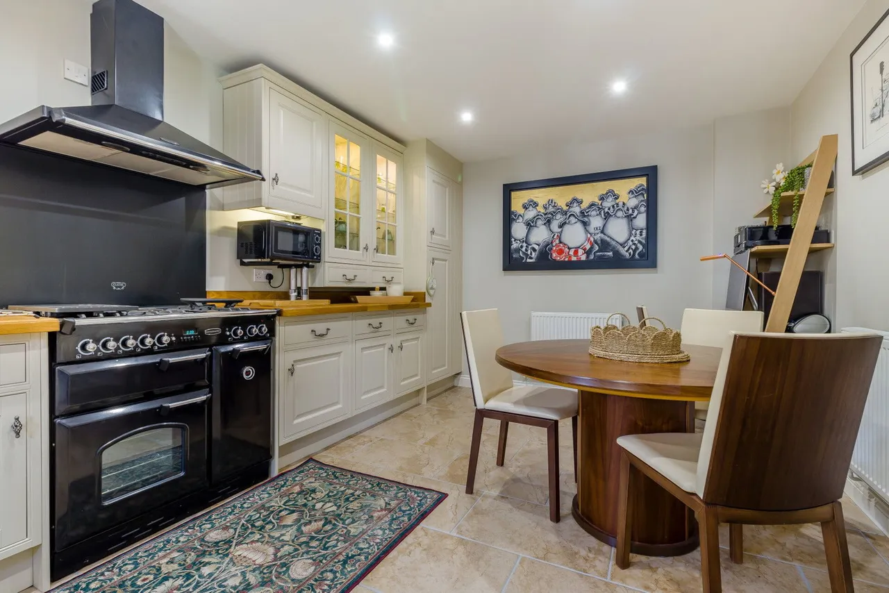 Aldam Chase, Wickersley, S66, photo 59