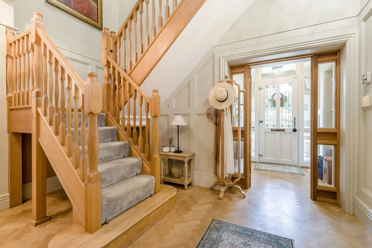 Aldam Chase, Wickersley, S66, photo 22