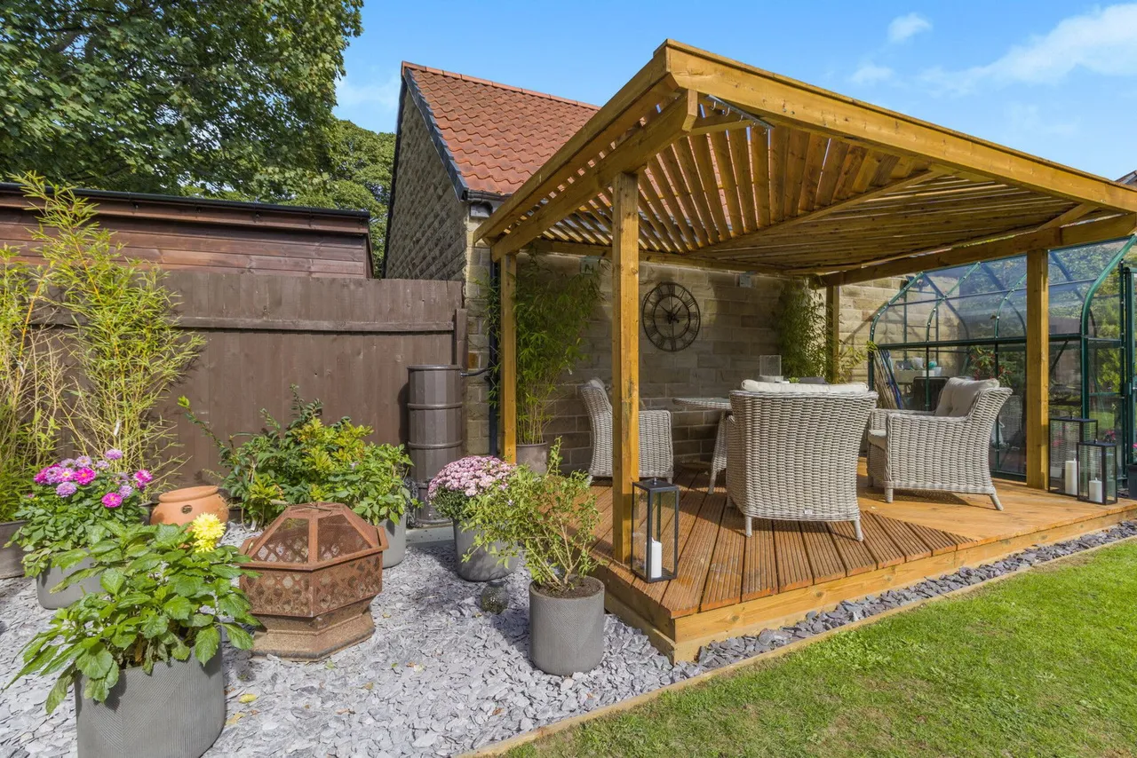 Aldam Chase, Wickersley, S66, photo 50