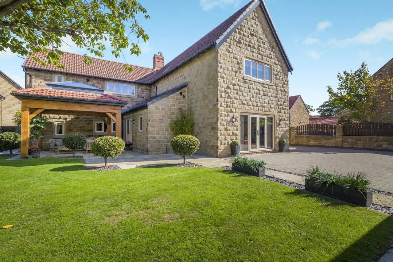 Aldam Chase, Wickersley, S66, photo 44