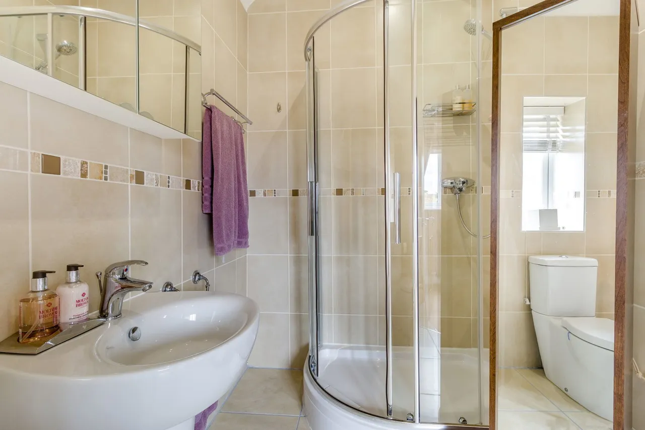 Aldam Chase, Wickersley, S66, photo 40