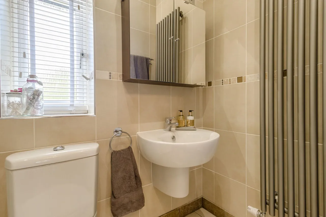 Aldam Chase, Wickersley, S66, photo 35