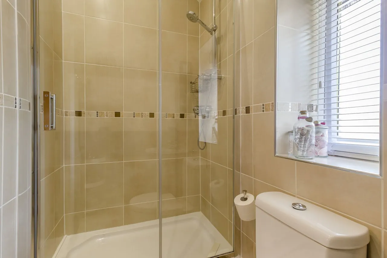 Aldam Chase, Wickersley, S66, photo 34
