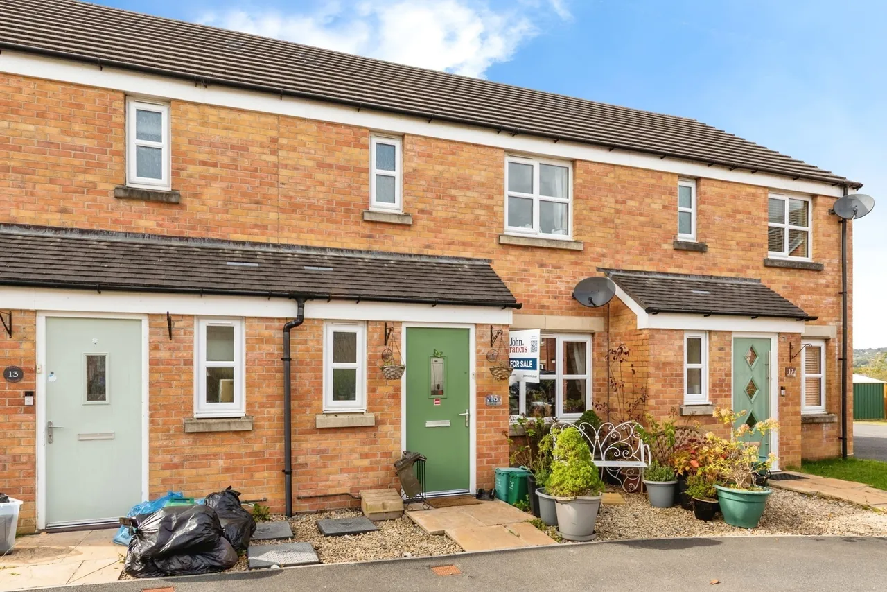 3 bed house for sale, Dan Y Cwarre, Carway, SA17
