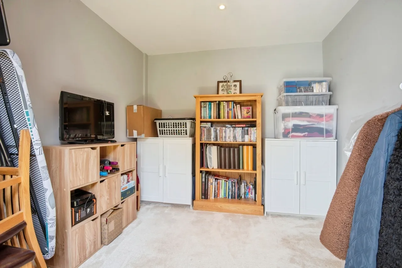 Avon Rise, Biggleswade, Bedfordshire, SG18, photo 18