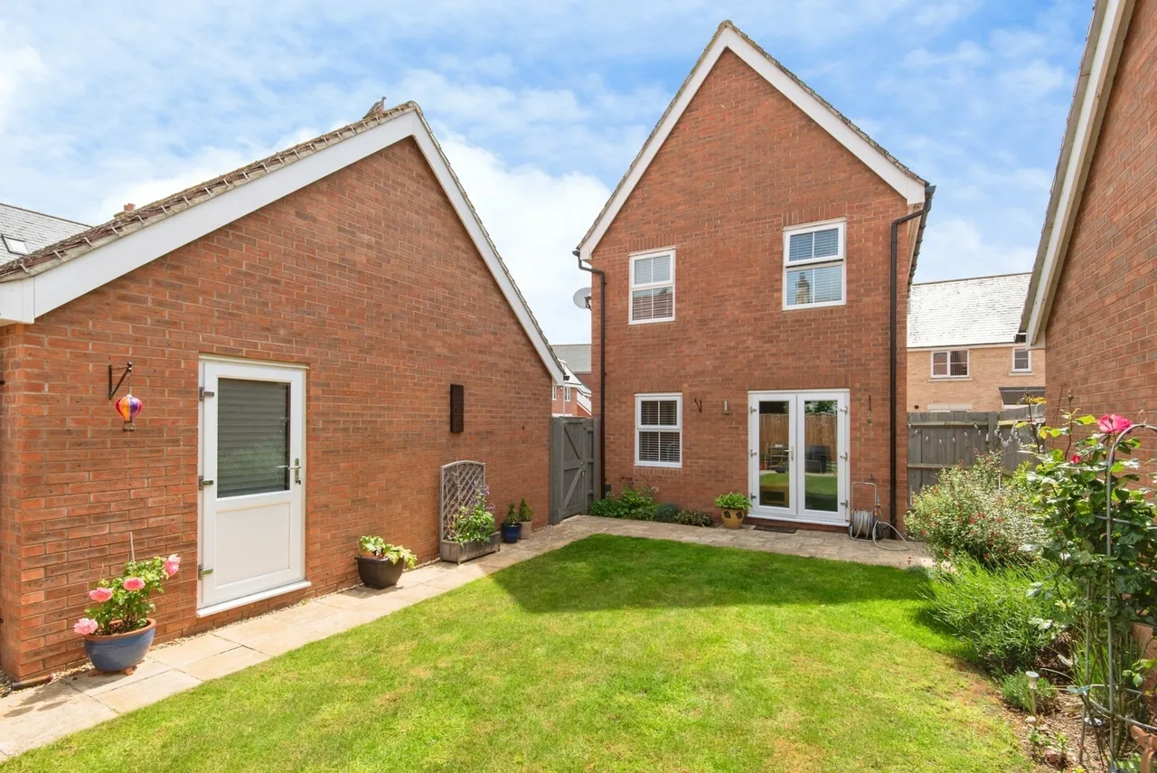 Avon Rise, Biggleswade, Bedfordshire, SG18, photo 4