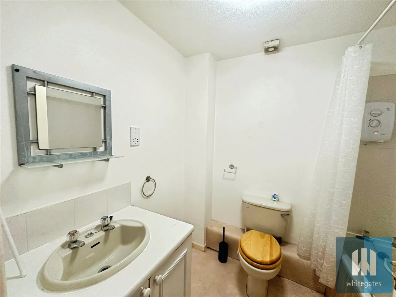 Northgate Lodge, Pontefract, WF8, photo 6