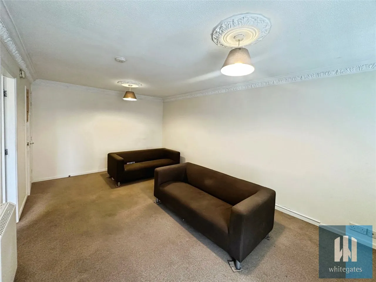 Northgate Lodge, Pontefract, WF8, photo 5