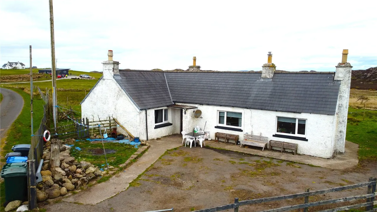 Beinnview, Fionnphort, Isle Of Mull, Argyll and Bute, PA66 6BP, photo 13