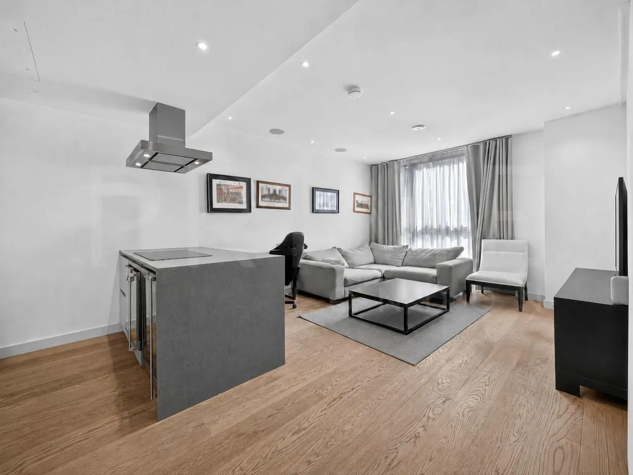 Buckingham Gate, Westminster, SW1E, photo 2