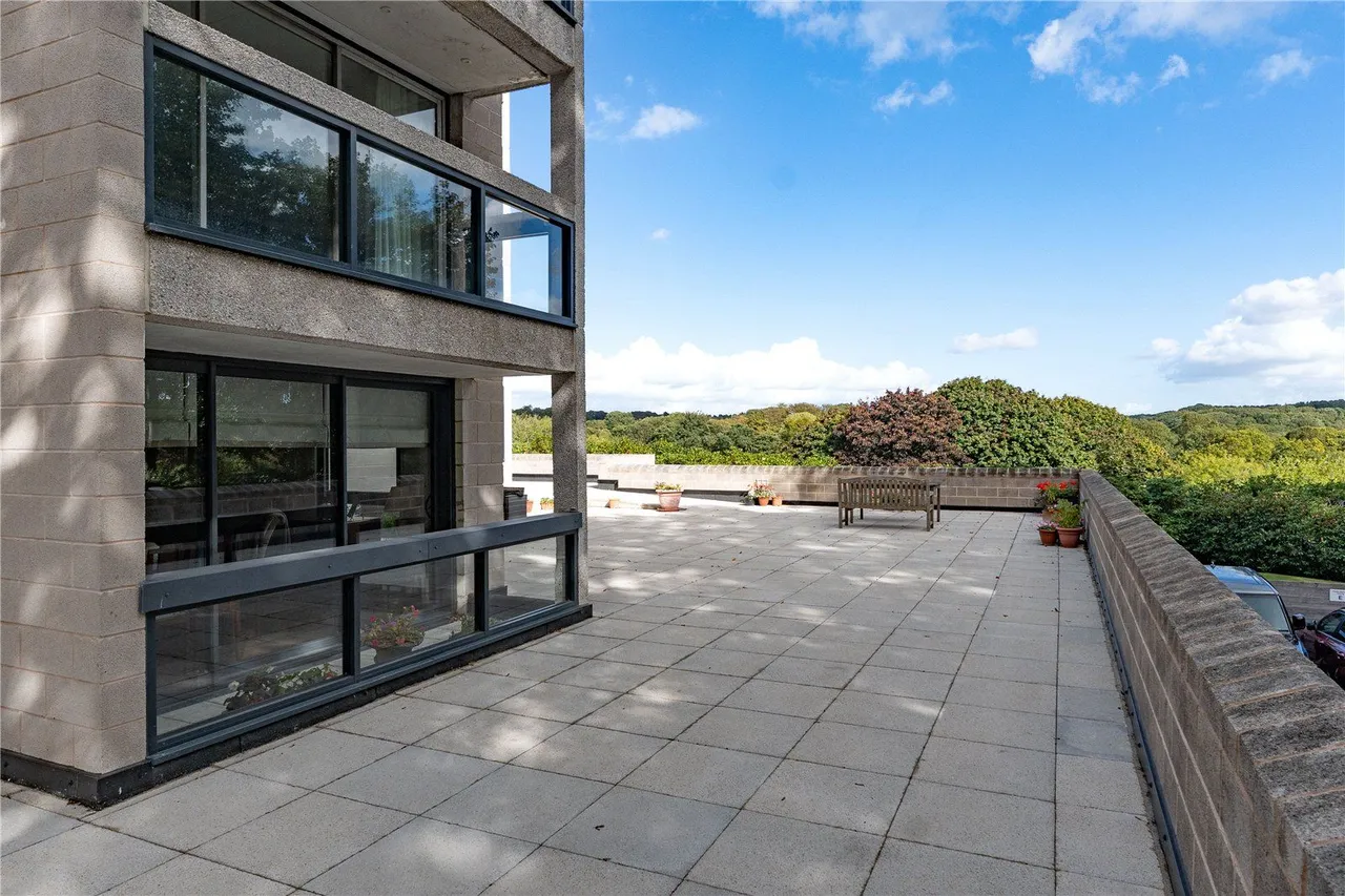 Lake View Court, Roundhay, LS8, photo 21