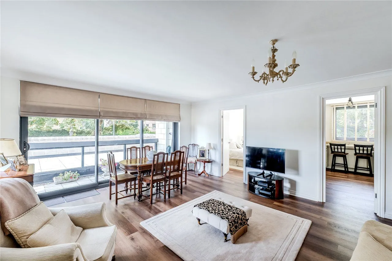 Lake View Court, Roundhay, LS8, photo 13
