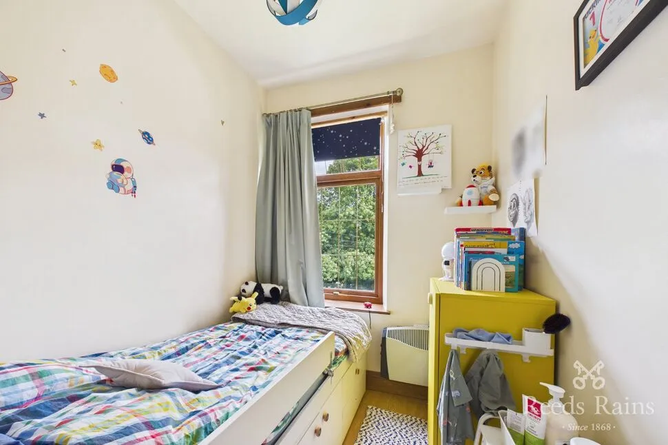 Bradford Road, Batley, West Yorkshire, WF17, photo 6