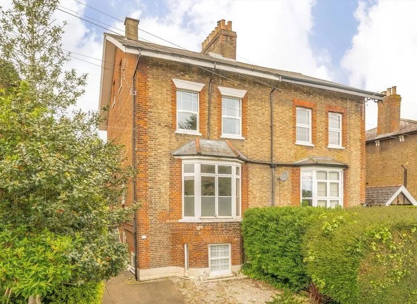 2 bed flat for sale — Manor Drive, Surbiton, KT5