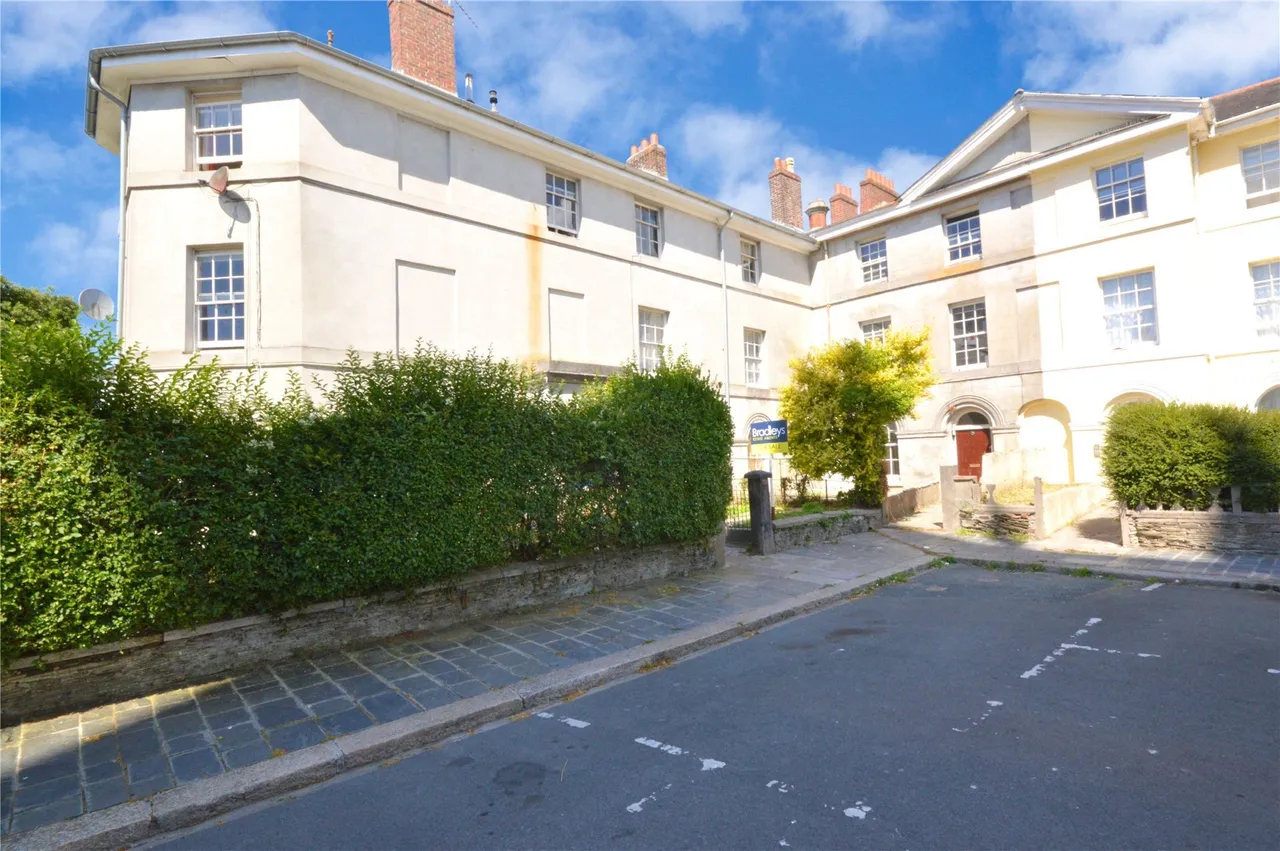 2 bed property for sale — Wyndham Square, Plymouth, Devon, PL1
