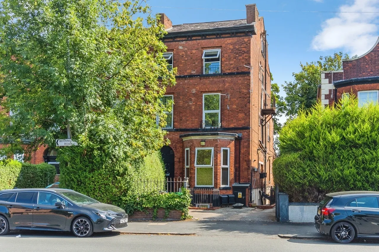 2 bed flat for sale — Withington Road, Whalley Range, Lancashire, M16