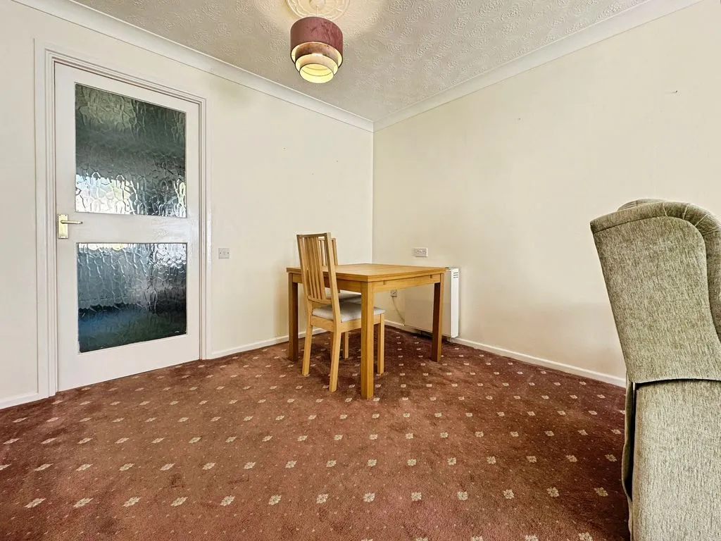 Twyford Close, Aldridge, WS9, photo 6