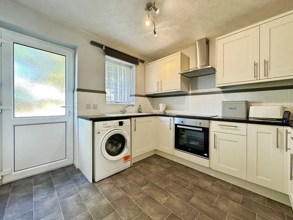Twyford Close, Aldridge, WS9, photo 3