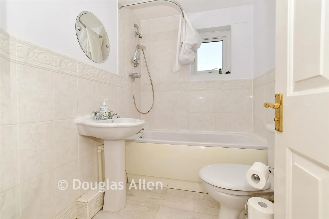 Puffin Close, Wickford, SS12, photo 8