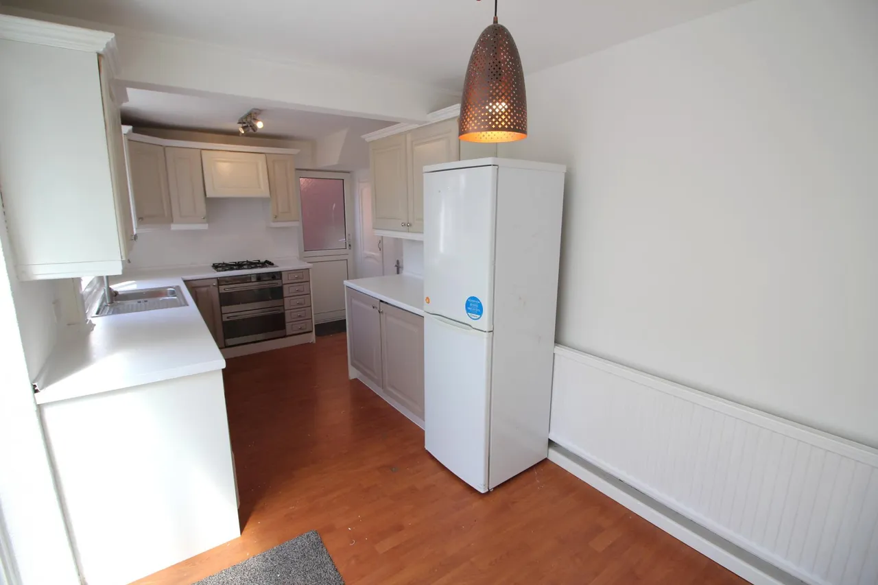Fieldhead Avenue, Bury, BL8, photo 6