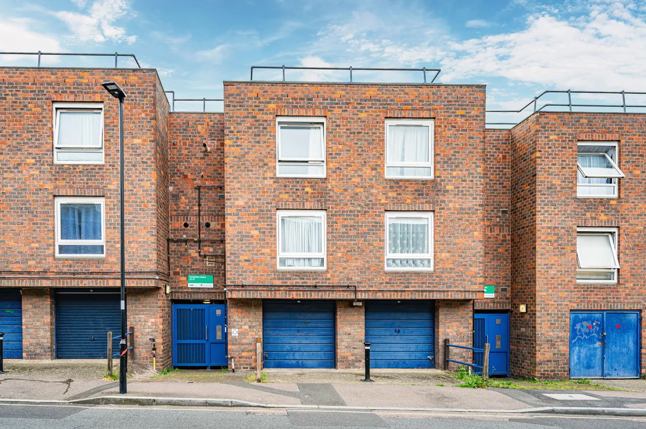 27 Centurion Close, London, photo 8